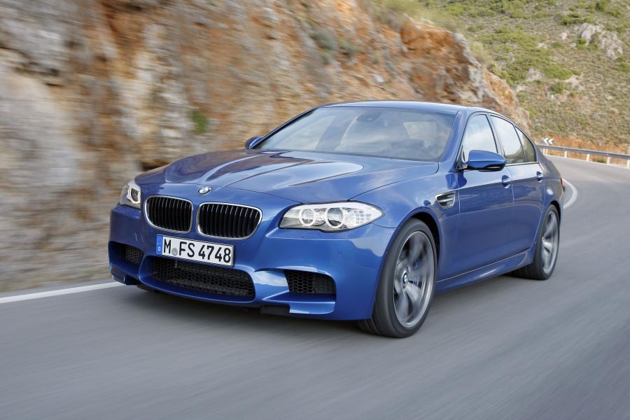  BMW M5 2011 года  (фото 254 из 344)